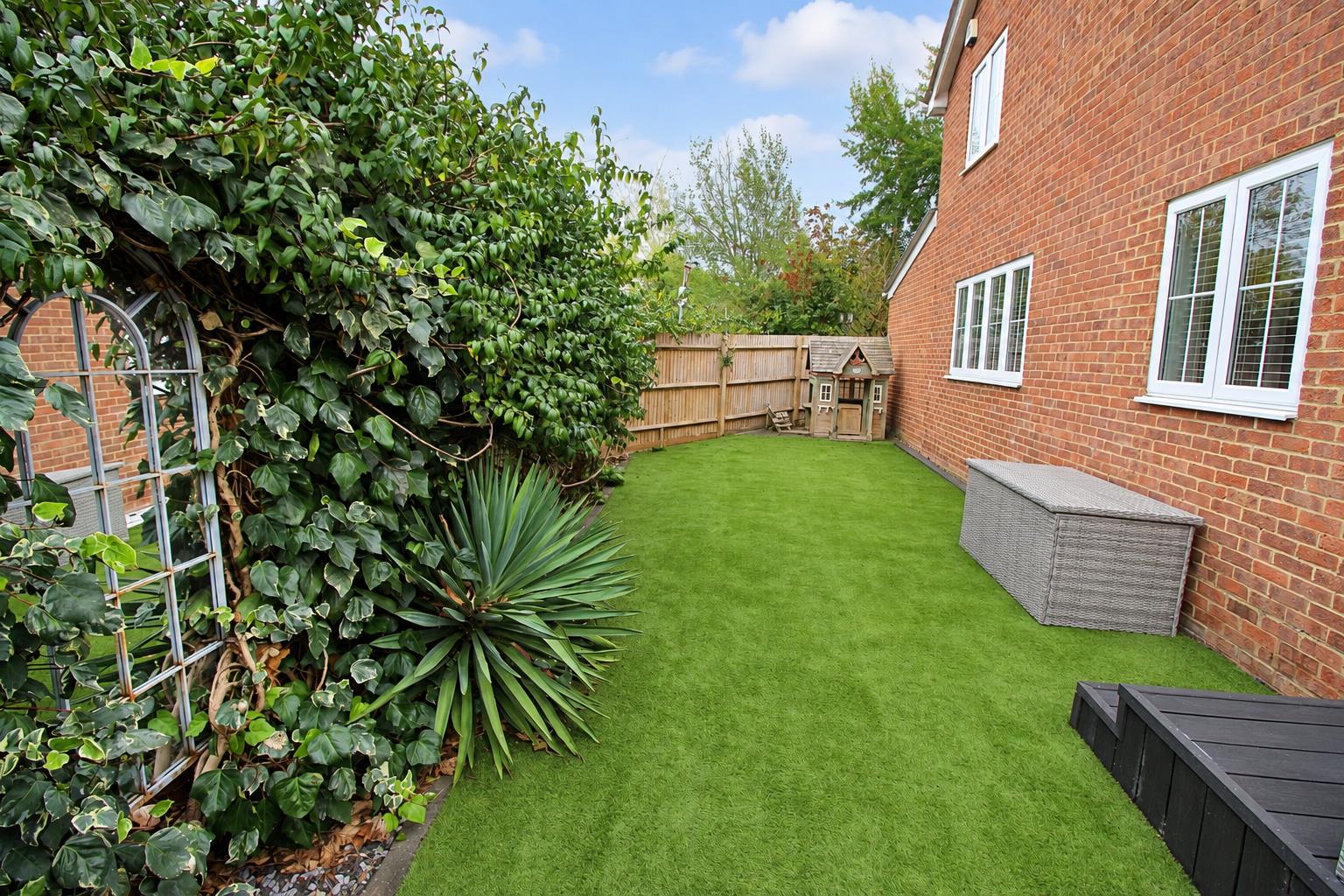 Sulham Lane, Pangbourne, Reading
